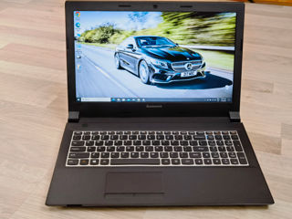 Intel I5 SSD 256 RAM 12 GB Radeon HD 8500M Bluetooth