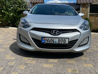 Hyundai i30 foto 1