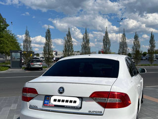 Skoda Superb foto 3