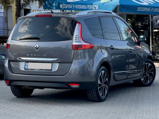 Renault Grand Scenic foto 3