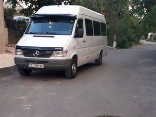 Mercedes Sprinter foto 1