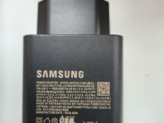 Зарядное устройство Samsung foto 4