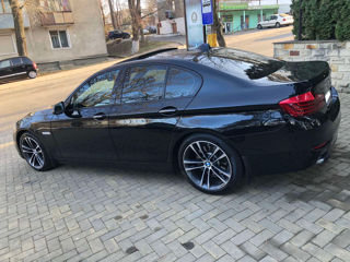 BMW 5 Series foto 5