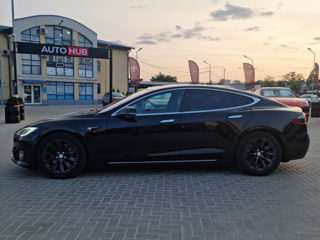 Tesla Model S foto 3