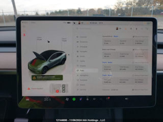 Tesla Model Y foto 6