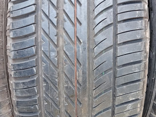 255 50 R20 Goodyear de vara foto 3