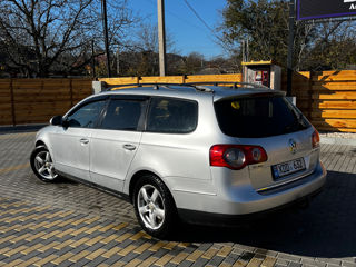 Volkswagen Passat foto 6