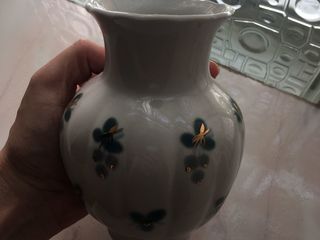 2 оригинальные вазы для цветов, 350 лей за обе.  Другая, которая одна на фото-150 лей. foto 8
