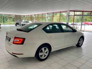 Skoda Octavia foto 8