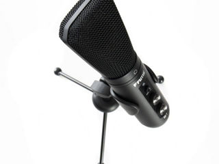 Microfon Studiou foto 2
