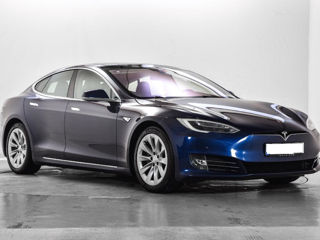 Tesla Model S foto 4