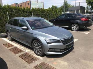 Skoda Superb foto 2