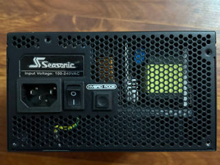 Seasonic Focus GX 1000 foto 3