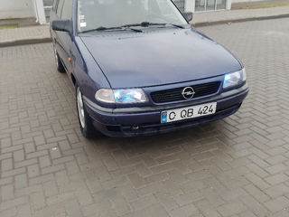 Opel Astra foto 9