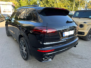 Porsche Cayenne foto 4