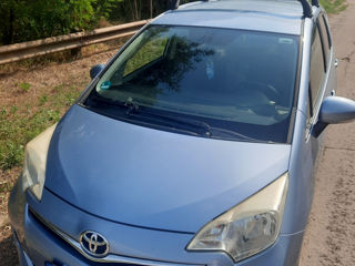 Toyota Verso-S foto 6