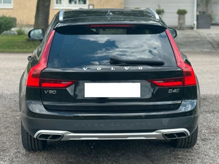 Volvo V90 Cross Country foto 6