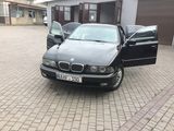 BMW 5 Series foto 3