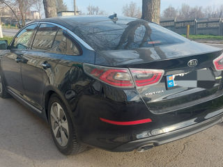 KIA Optima foto 2