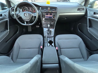Volkswagen Golf foto 8