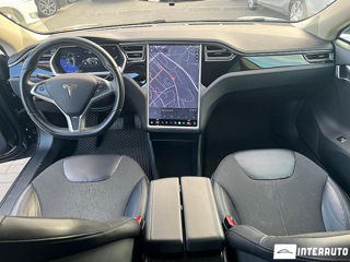 Tesla Model S foto 9