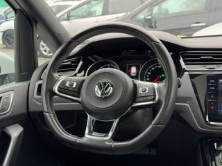 Volkswagen Touran foto 8