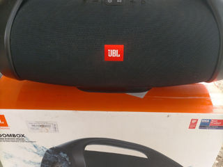 JBL Boombox foto 1