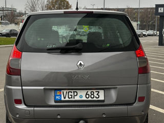 Renault Grand Scenic foto 3