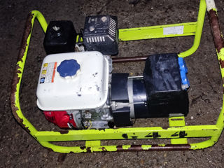 Generator Honda foto 2