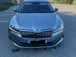 Skoda Superb foto 3