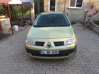 Renault Megane foto 1