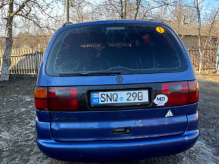 Volkswagen Sharan foto 3