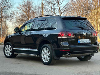 Volkswagen Touareg foto 6