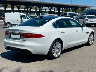 Jaguar XF foto 7