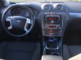 Ford Mondeo foto 6