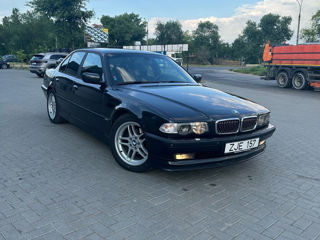 BMW 7 Series foto 6