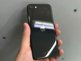 iPhone SE 2020 - 128 GB