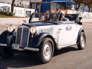 Предлагаем Вам услуги ретро автомобиля DKW F7 1938г г.выпуска.Мероприятия,реклама,прогулки,разное. foto 3