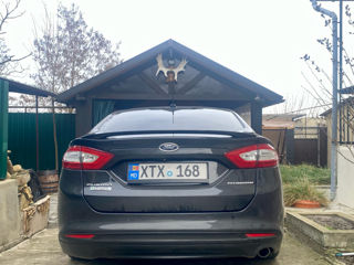 Ford Fusion foto 5