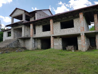 Продается Недостроенный Дом (600м2 дом, земля 34 сот.) в городе Рышканы. foto 2