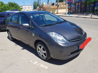 Toyota Prius foto 3