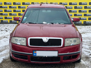 Skoda Superb foto 3