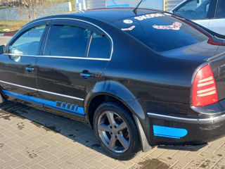 Skoda Superb foto 2