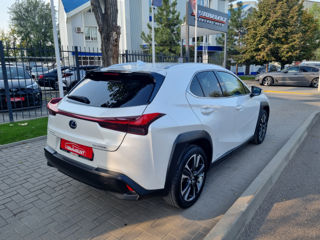 Lexus UX foto 5