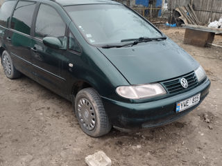 Volkswagen Sharan foto 2