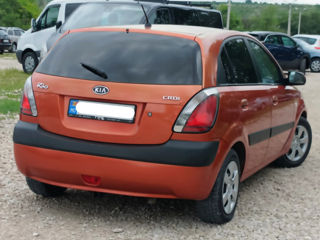 KIA Rio foto 4