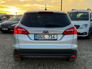 Ford Focus foto 3