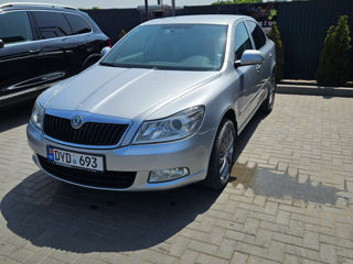 Skoda Octavia foto 1