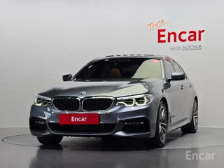 BMW 5 Series foto 3