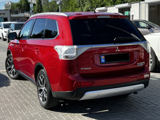 Mitsubishi Outlander foto 5